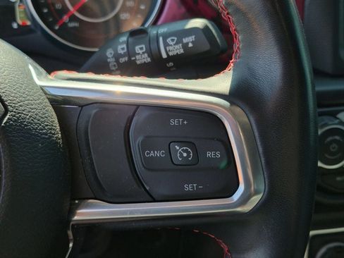 Certified 2022 Jeep Wrangler Unlimited Rubicon w/ LED Lighting Group AWD/4WD image 15