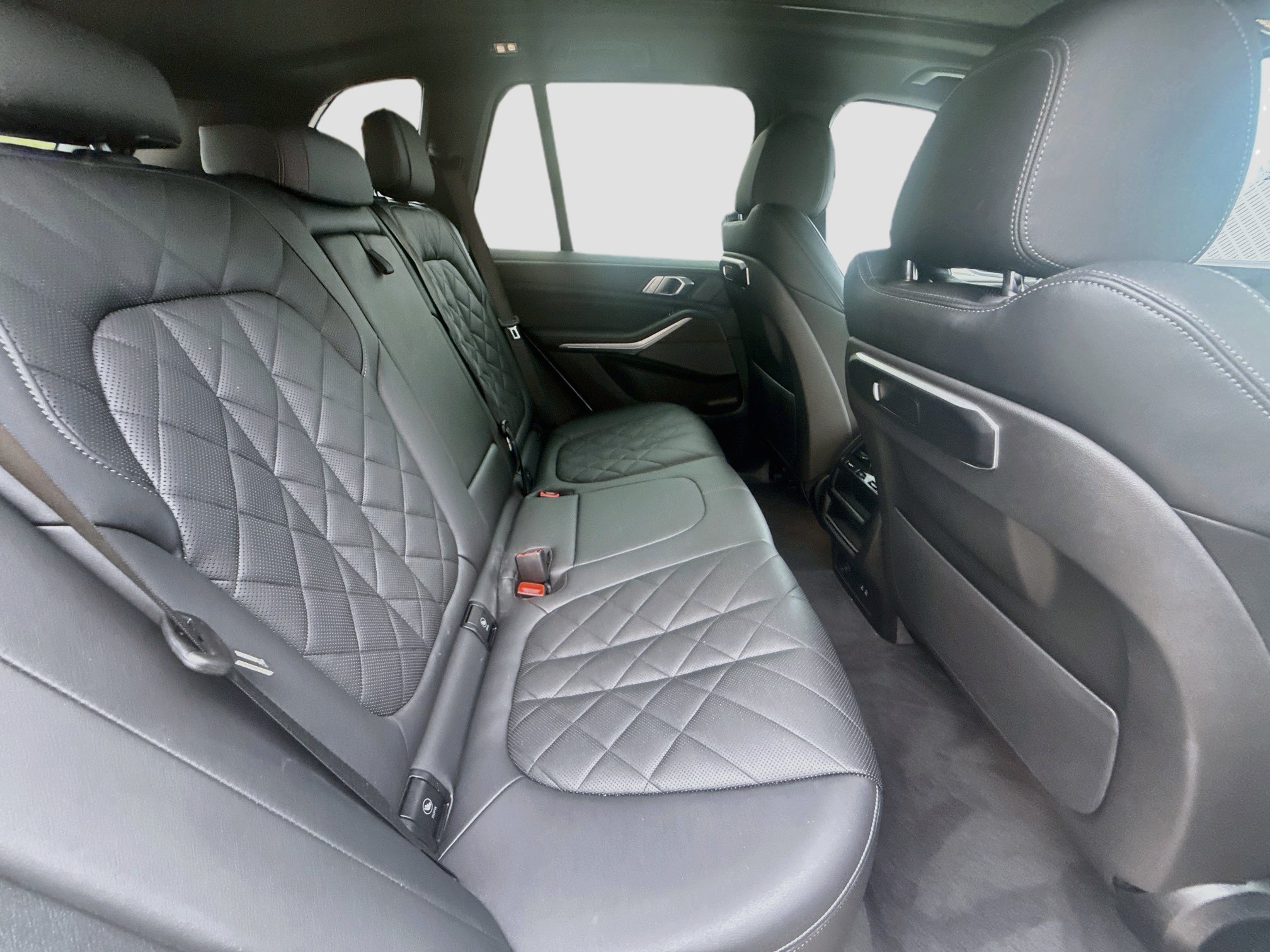 Used 2024 BMW X5 sDrive40i w/ Premium Package RWD image 29