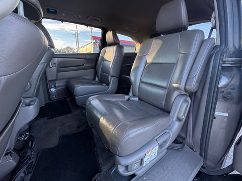 Used 2012 Honda Odyssey EX-L image 10