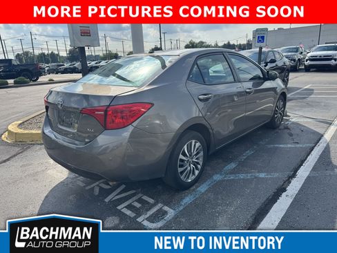 Used 2017 Toyota Corolla XLE w/ Carpet Mat Package (TMS) FWD image 5