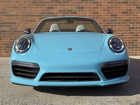 Certified 2019 Porsche 911 Turbo S image 10