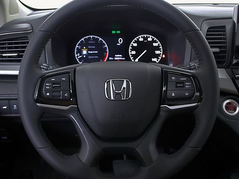 Certified 2026 Honda Odyssey EX-L image 25