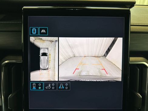 Used 2024 GMC Acadia Elevation w/ Luxury Package AWD/4WD image 15