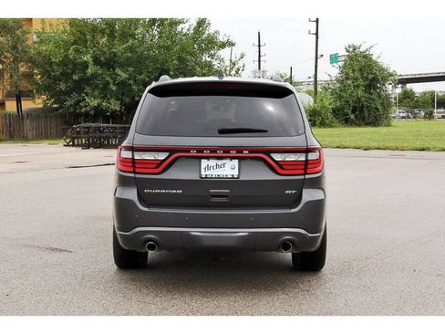 Used 2024 Dodge Durango GT RWD image 4