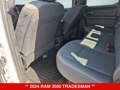 Used 2024 RAM 3500 Tradesman w/ Towing Technology Group AWD/4WD image 17