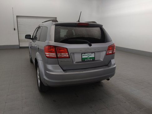 Used 2017 Dodge Journey SE FWD image 6