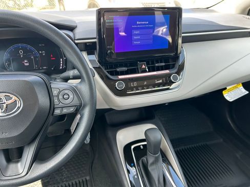 Used 2026 Toyota Corolla LE image 17