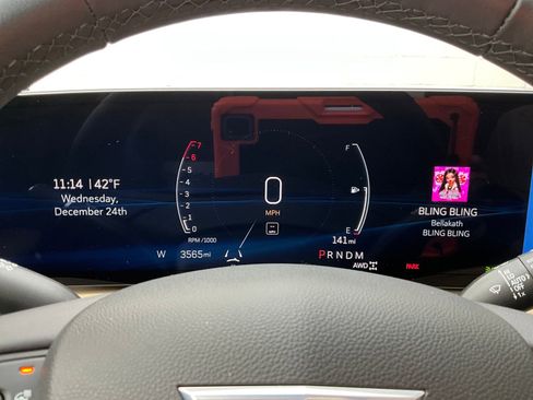 Certified 2024 Cadillac XT4 Premium Luxury w/ Active Safety Package image 19