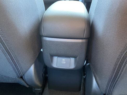 New 2025 Nissan Versa SV w/ Trunk Package image 29