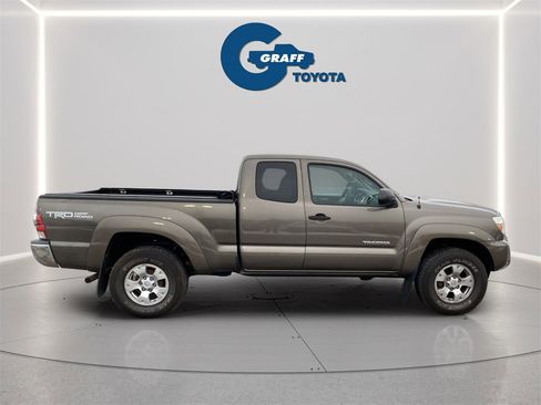 Used 2013 Toyota Tacoma 4x4 Access Cab V6 image 6