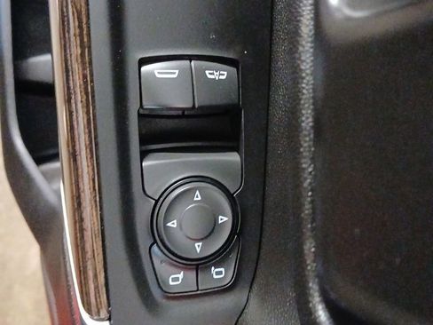 Used 2025 GMC Sierra 3500 SLE image 28