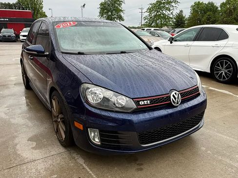 Used 2011 Volkswagen GTI 4-Door image 2
