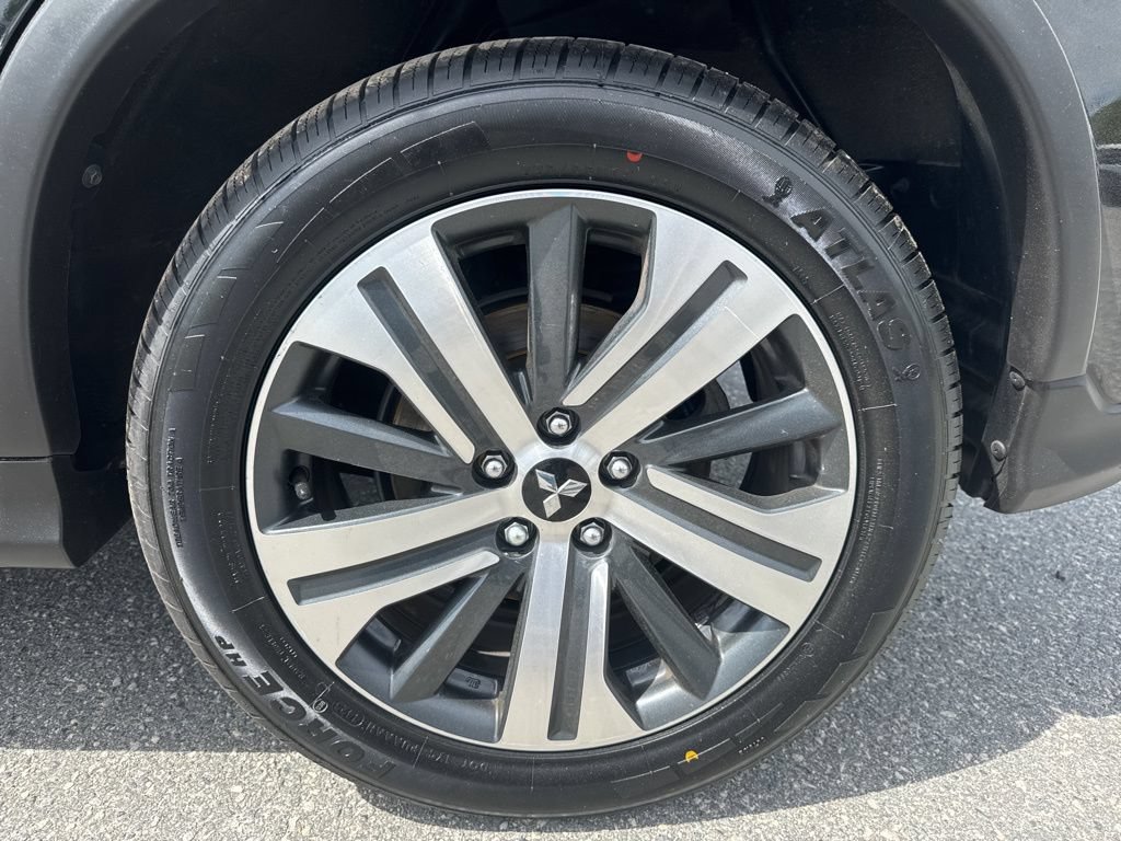 Used 2024 Mitsubishi Outlander Sport ES AWD/4WD image 25