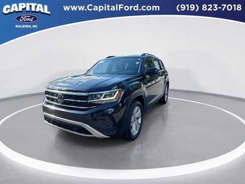 Used 2023 Volkswagen Atlas SE AWD/4WD image 4
