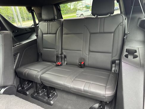 Used 2024 Chevrolet Tahoe RST w/ Luxury Package AWD/4WD image 28