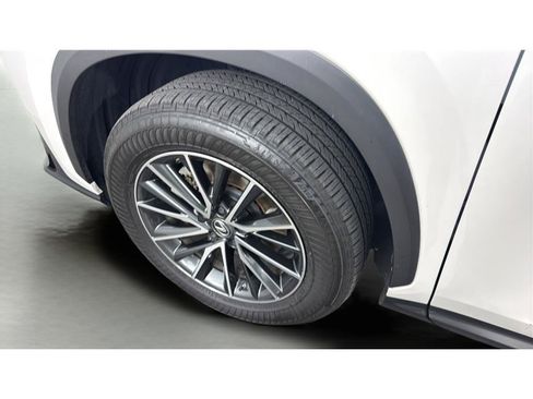 Used 2024 Lexus NX 350h AWD image 42