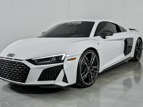 Used 2020 Audi R8 V10 performance image 6