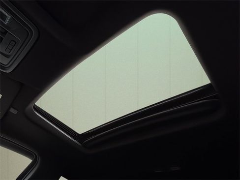 Used 2025 Chevrolet Silverado 1500 ZR2 w/ Technology Package image 36