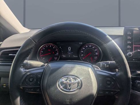 Used 2022 Toyota Camry XSE FWD image 28