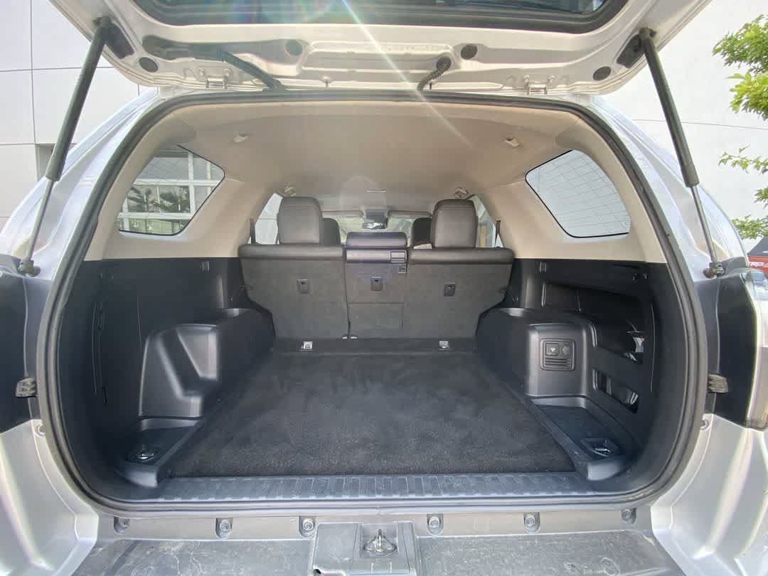 Used 2021 Toyota 4Runner TRD Off-Road Premium AWD/4WD image 25