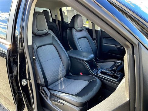 Used 2022 Chevrolet Colorado Z71 image 11