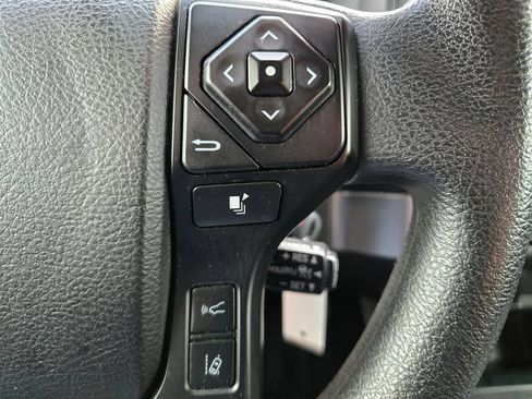 Used 2020 Toyota Tacoma SR w/ SX Package AWD/4WD image 34