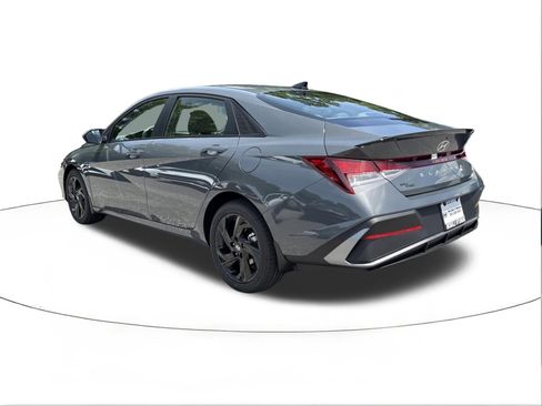 New 2026 Hyundai Elantra Sport FWD image 5