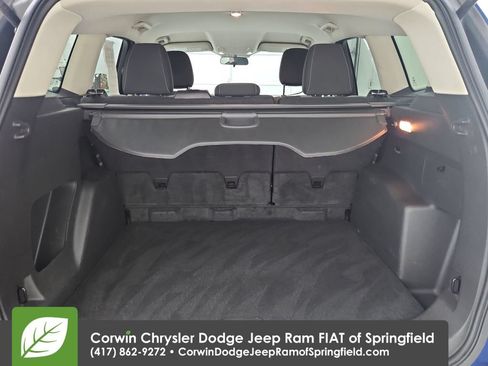 Used 2018 Ford Escape SE FWD image 31