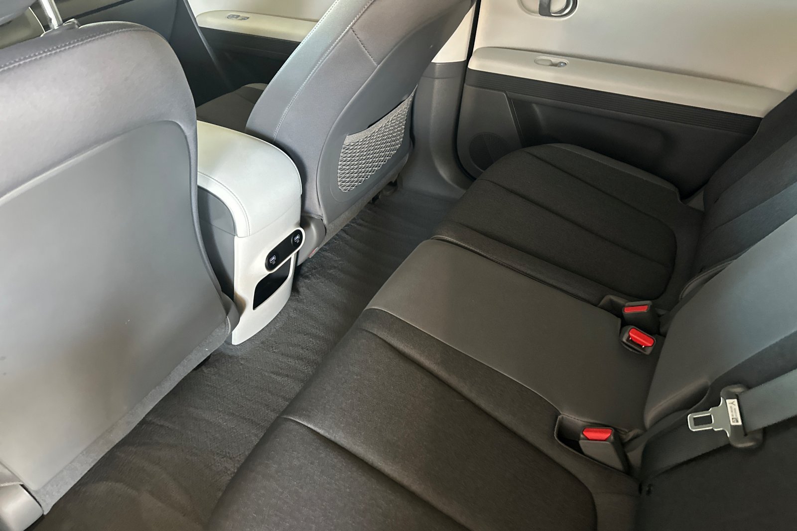 Used 2024 Hyundai Ioniq 5 SEL RWD image 12
