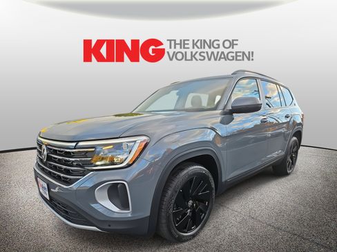 New 2026 Volkswagen Atlas SE image 8