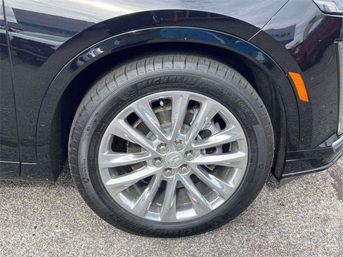 Used 2024 Cadillac XT6 Premium Luxury w/ LPO, Floor Liner Package image 10