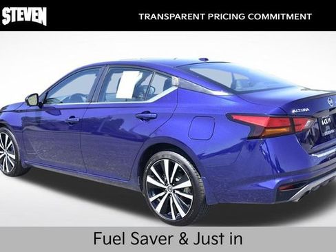 Used 2021 Nissan Altima 2.5 SR w/ SR Premium Package AWD/4WD image 3