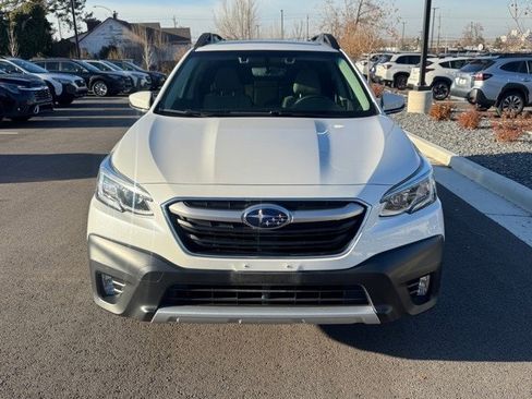 Used 2020 Subaru Outback Limited image 8