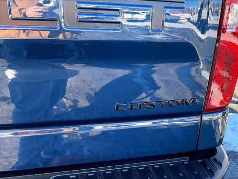 Used 2022 Chevrolet Silverado 1500 Custom w/ LPO, Dark Essentials Package image 29