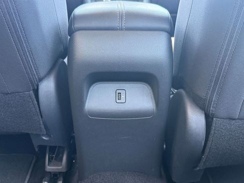 Used 2025 Nissan Sentra SV FWD image 23