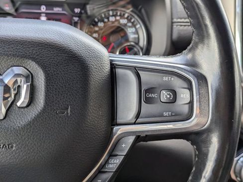 Used 2019 RAM 1500 Laramie w/ Sport Appearance Package AWD/4WD image 26