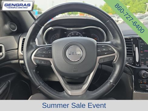 Used 2022 Jeep Grand Cherokee Laredo X AWD/4WD image 25