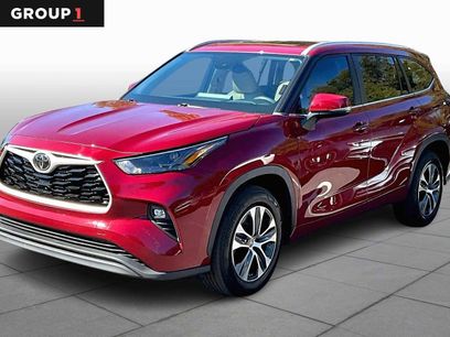 Certified 2023 Toyota Highlander XLE