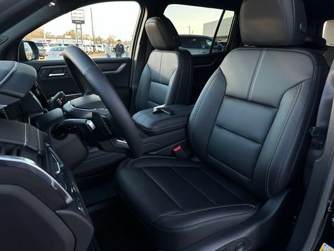 New 2026 GMC Acadia Elevation w/ Black Edition FWD image 13