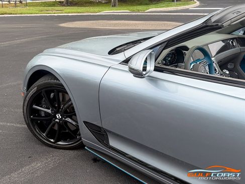 Used 2022 Bentley Continental GT AWD/4WD image 49