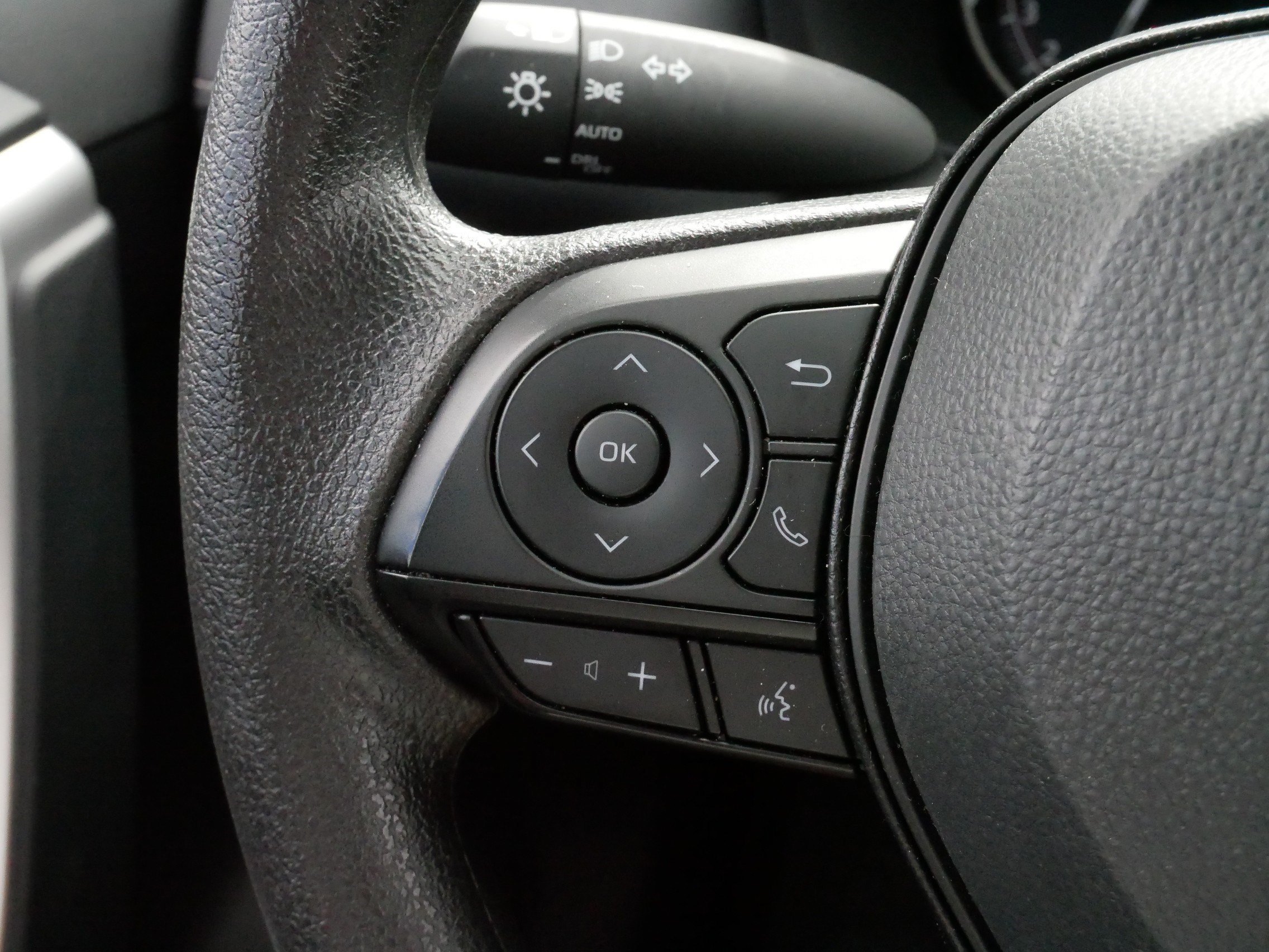 Certified 2025 Toyota RAV4 XLE AWD/4WD image 26
