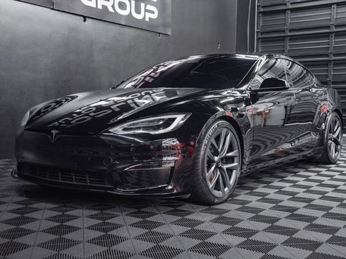 Used 2021 Tesla Model S Plaid image 25