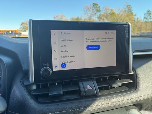 Used 2023 Toyota RAV4 LE image 32