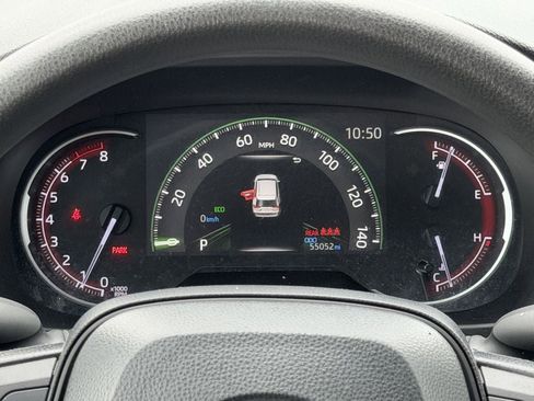 Used 2024 Toyota RAV4 LE AWD/4WD image 16