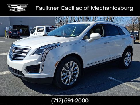 Used 2019 Cadillac XT5 Premium Luxury w/ Driver Assist Package image 3