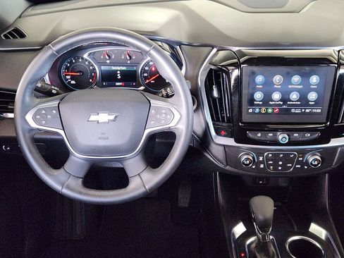 Used 2023 Chevrolet Traverse LT FWD image 36