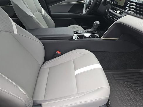 Certified 2025 Toyota Camry SE image 12