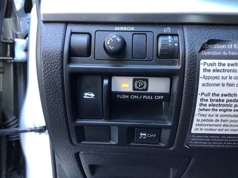 Used 2012 Subaru Outback 2.5i AWD/4WD image 25