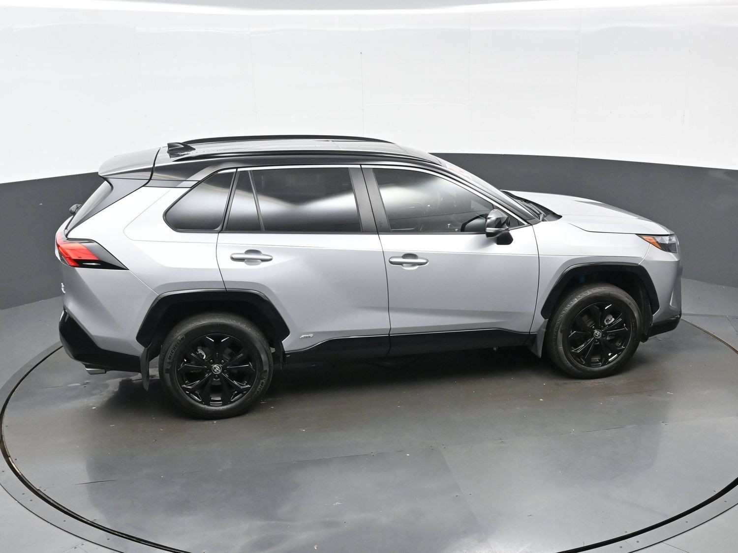 Used 2024 Toyota RAV4 XSE w/ Weather Package AWD/4WD image 43