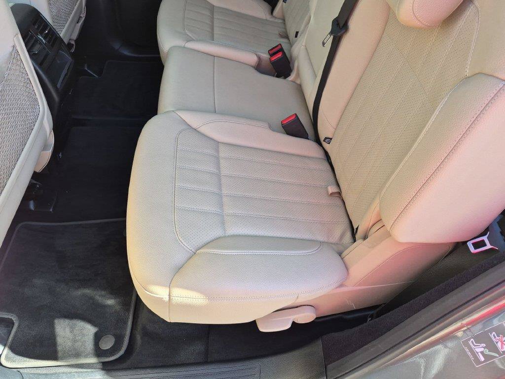 Used 2018 Mercedes-Benz GLS 450 4MATIC image 30